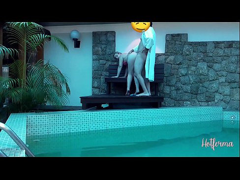❤️ Sjef inviterer hushjelp til bassenget, men kunne ikke motstå en varm ️ Jævla video ved no.porn-list.ru ❌